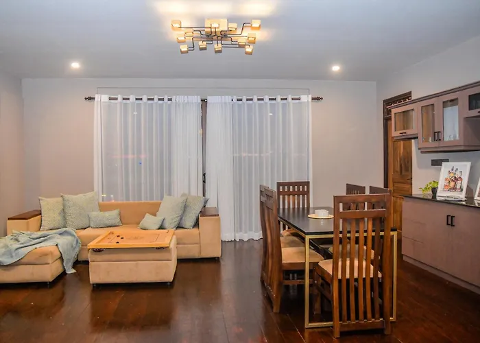 Luxury Boutique Penthouse - Penton45